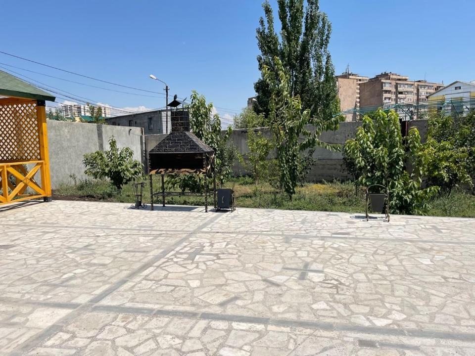 Gs Premium Hotel Yerevan Exterior photo